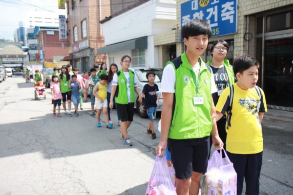 시장보러 가는 길